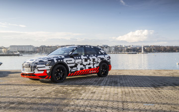 Картинка audi+e-tron+prototype 2018 автомобили audi кроссовер причал немецкие электромобиль прототип
