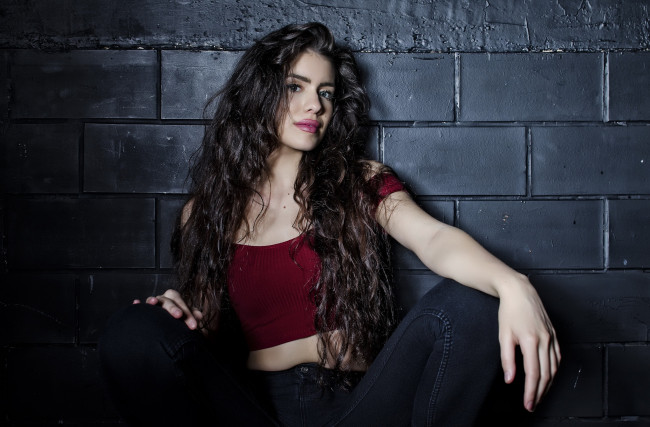 Обои картинки фото девушка, девушки, -unsort , брюнетки, темноволосые, модель