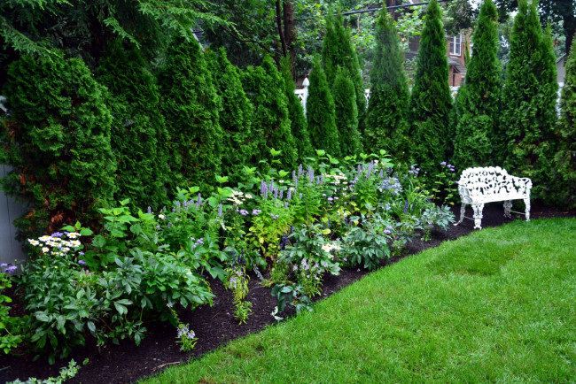 Обои картинки фото природа, парк, скамейка, клумба, лужайка