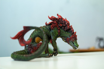 Картинка разное игрушки дракончик