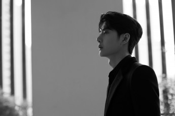 Картинка мужчины wang+yi+bo актер пиджак