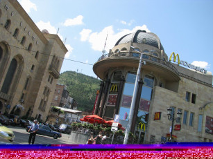 Картинка города улицы площади набережные