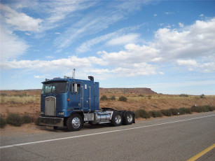 Картинка автомобили kenworth