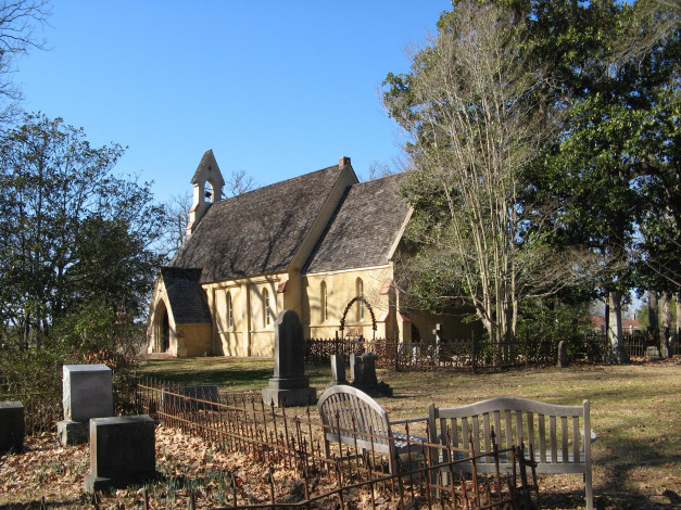 Обои картинки фото города, католические, соборы, костелы, аббатства, кладбище