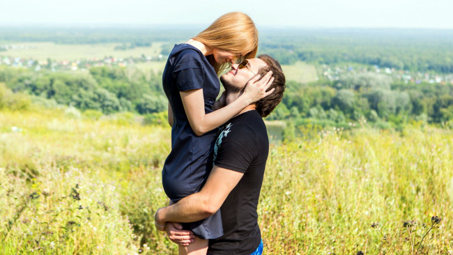 Обои картинки фото разное, мужчина женщина, луг, влюбленные