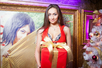 Картинка девушки -+брюнетки +шатенки golden girls ночной клуб модель