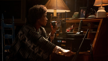 Картинка those+who+wish+me+dead++ +2021+ кино+фильмы those+who+wish+me+dead те кто желает мне смерти боевик триллер драма medina senghore allison sawyer