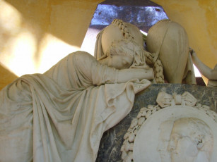 Картинка разное рельефы статуи музейные экспонаты