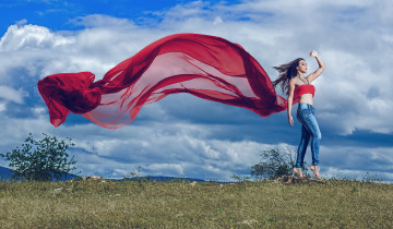 Картинка helena+rios девушки helena+de+castro+rios ветер материя helena rios