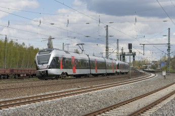 Картинка техника поезда рельсы состав локомотив