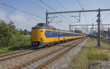 Картинка техника электровозы состав локомотив рельсы