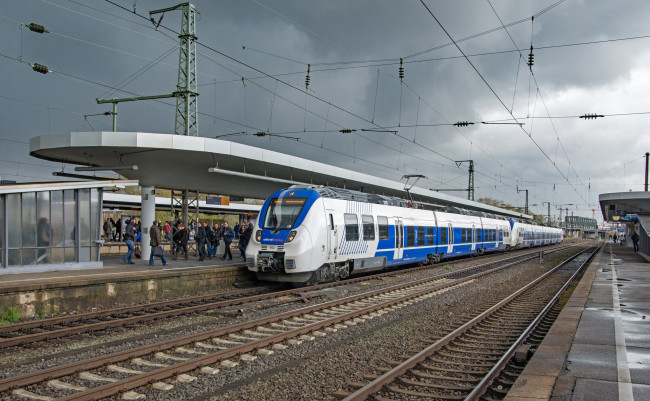 Обои картинки фото техника, поезда, локомотив, рельсы, состав