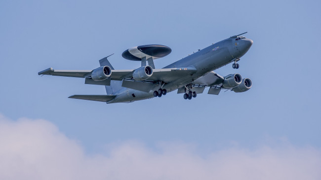 Обои картинки фото boeing sentry e3 awacs, авиация, авакс,  дрло,  разведывательные самолёты, дрло