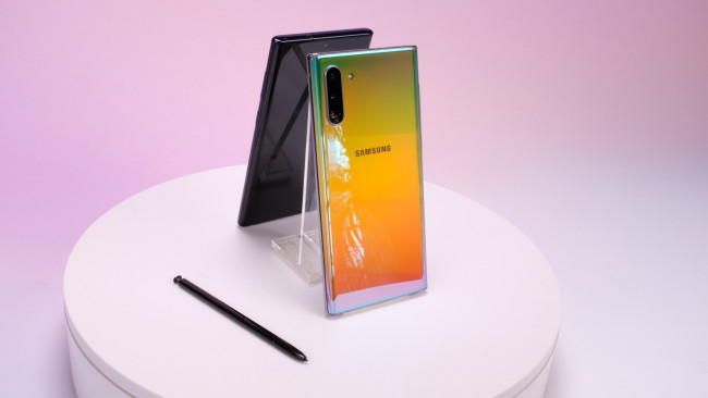Обои картинки фото samsung galaxy note 10, бренды, samsung, galaxy, note, 10, смартфон, ультразвуковое, распознавание, отпечатка, пальца