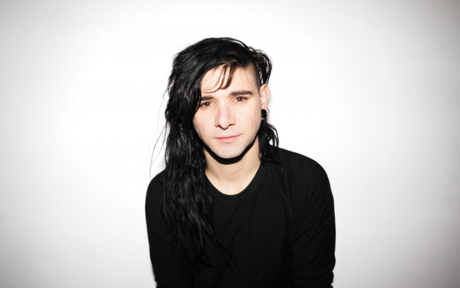 Обои картинки фото dj skrillex, музыка, skrillex, американские, знаменитости, cонни, джон, мур, звезды, музыки, американский, диджей, 2019