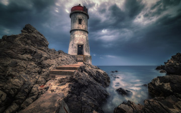 Картинка lighthouse+at+porto+cervo costa+smeralda sardinia природа маяки lighthouse at porto cervo costa smeralda