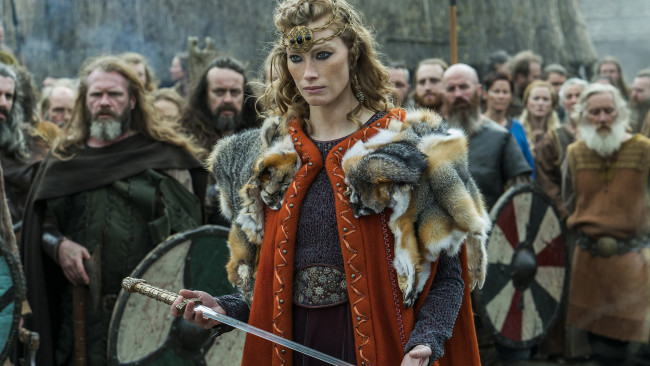 Обои картинки фото кино фильмы, vikings , 2013,  сериал, alyssa, sutherland, queen, aslaug