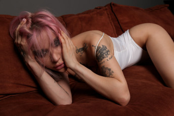 обоя сексуальная девушка, девушки, - рыжеволосые и разноцветные, девушка, женщина, разноцветная, сексуальная, модель, звезда, позирует, разная, обувь, верхняя, стильная, одежда, нижнее, эротическое, бельё, трусы, лифчик, аксессуары, макияж, колготки, чулки, и, множество, элементов, на, фотографии