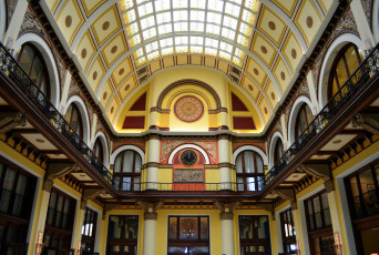 Картинка интерьер дворцы музеи часы подсветка лепка