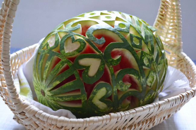 Обои картинки фото еда, арбуз, корзина