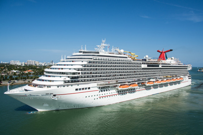 Обои картинки фото carnival breeze, корабли, лайнеры, лайнер, круиз