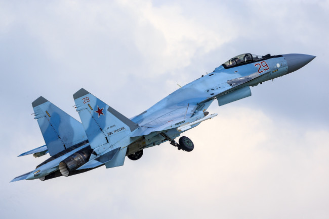 Обои картинки фото su-35, авиация, боевые самолёты, истребитель