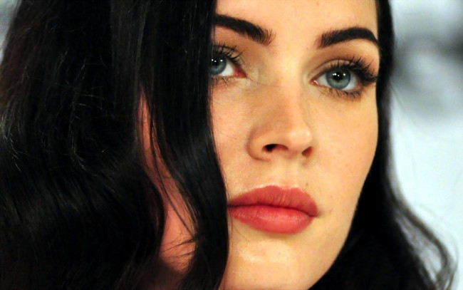 Обои картинки фото девушки, megan fox, брюнетка, актриса, лицо