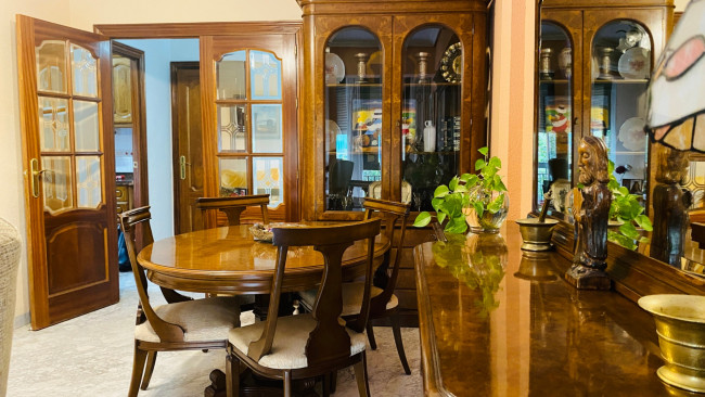 Обои картинки фото интерьер, столовая, стол, шкафчики