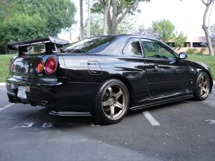 Картинка автомобили nissan datsun