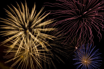 Картинка разное салюты фейерверки праздник