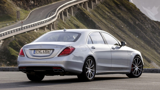 Обои картинки фото mercedes, автомобили, benz, подразделение, daimler, ag, легковые, грузовики, mercedes-benz, германия, автобусы, двигатели