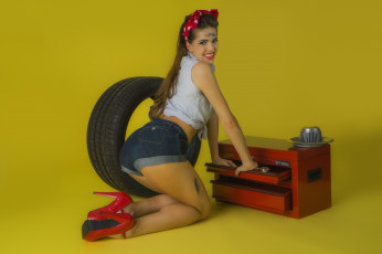 Картинка девушки -unsort+ брюнетки +шатенки тело взгляд поза