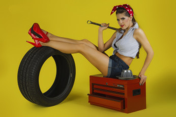 Картинка девушки -unsort+ брюнетки +шатенки взгляд поза тело