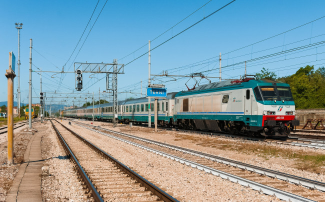 Обои картинки фото техника, электровозы, дорога, железная, состав, локомотив, рельсы