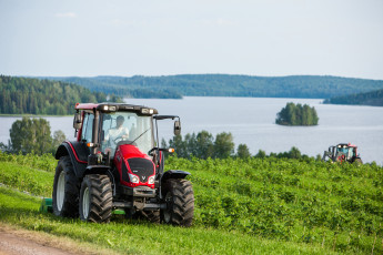 Картинка техника тракторы valtra