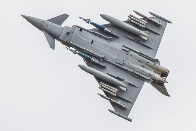 Обои картинки фото ef-2000 typhoon, авиация, боевые самолёты, истребитель