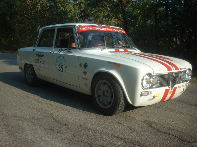 Обои картинки фото alfa, romeo, giulia, автомобили, выставки, уличные, фото