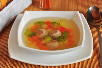 Картинка еда первые блюда суп фрикадельки