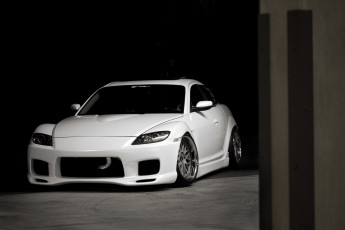 Картинка автомобили mazda