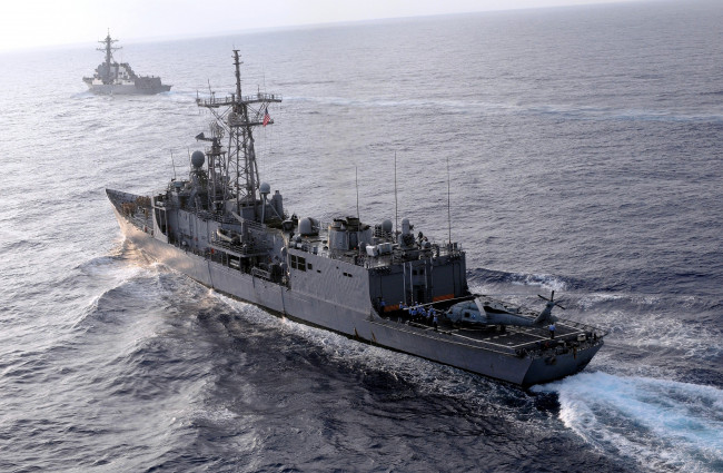 Обои картинки фото корабли, другое, военный, вертолет