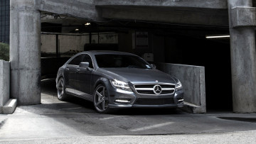 Картинка mercedes cls автомобили benz стиль автомобиль скорость изящество мощь