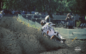 Картинка спорт мотокросс трасса гонки