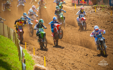 Картинка спорт мотокросс трасса гонки