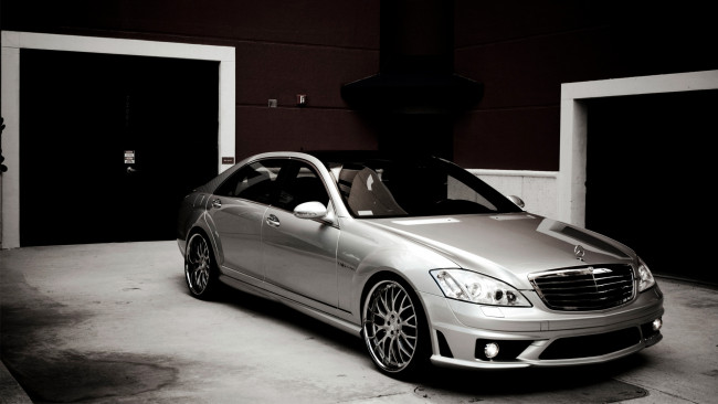 Обои картинки фото mercedes, автомобили, benz, скорость, автомобиль, стиль, изящество, мощь