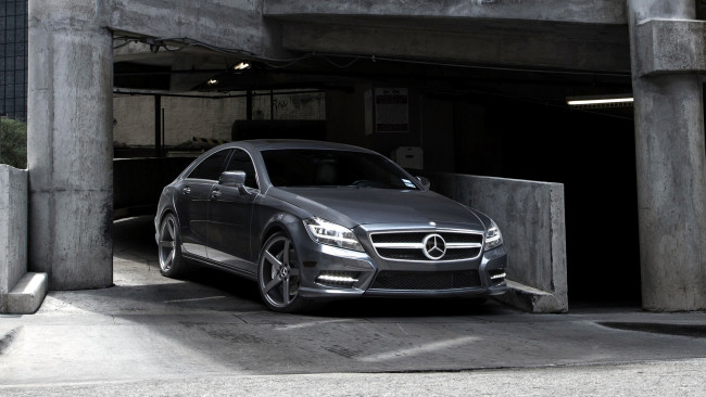 Обои картинки фото mercedes, cls, автомобили, benz, стиль, автомобиль, скорость, изящество, мощь