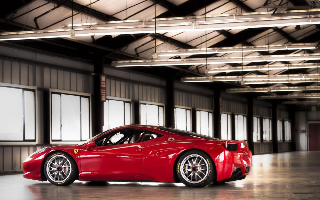 Обои картинки фото автомобили, ferrari, авто