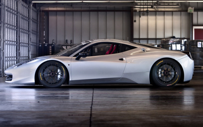 Обои картинки фото автомобили, ferrari, авто