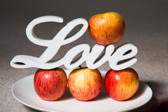 Картинка еда Яблоки фрукты яблоки love тарелка