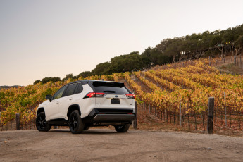 Картинка автомобили toyota