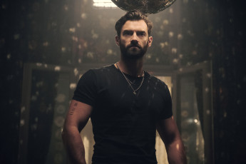 обоя army of thieves ,  2021 , кино фильмы, army of thieves, army, of, thieves, stuart, martin, армия, воров, боевик, триллер, криминал